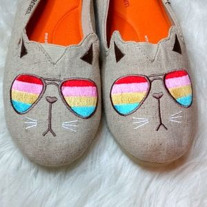 Rainbow 🌈 Aviator Cat Bobs